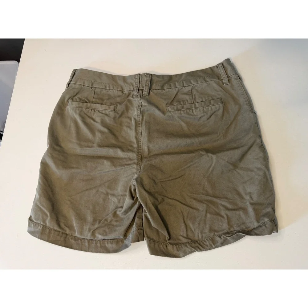 Old Navy Womens Classic Rise Chino Shorts Olive Green Cotton Twill Size 14